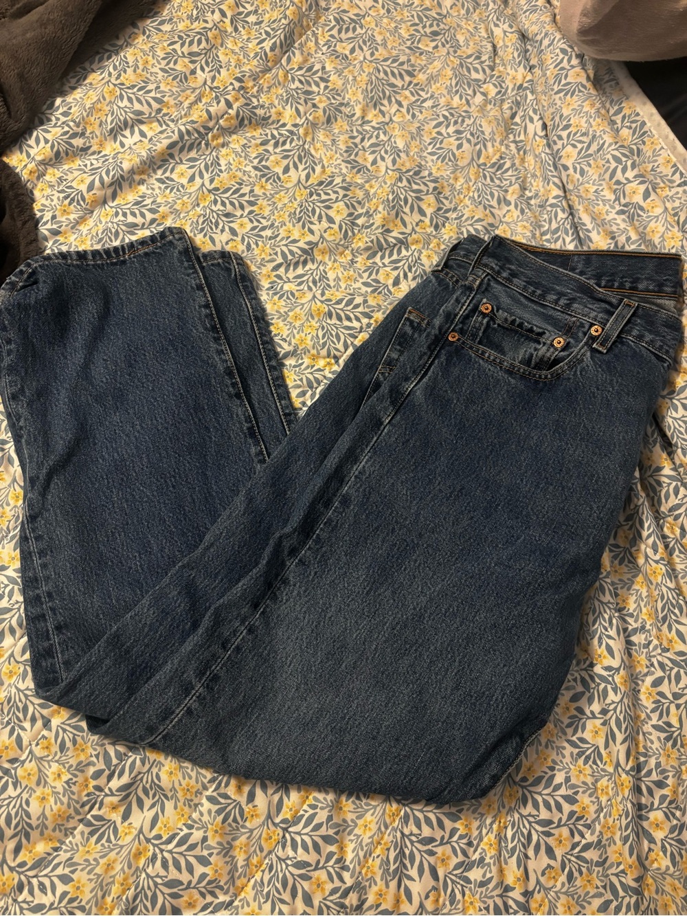 Classic Dark Blue Mens Levis Jeans